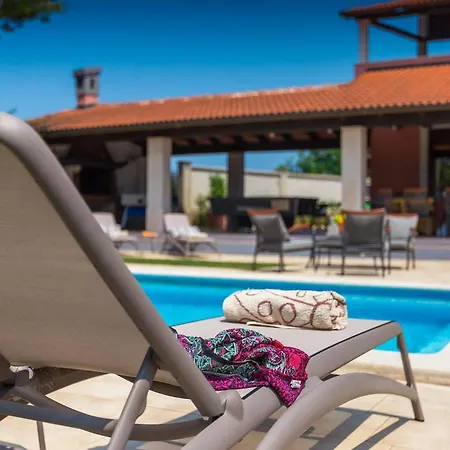 Holiday home Ines Pula