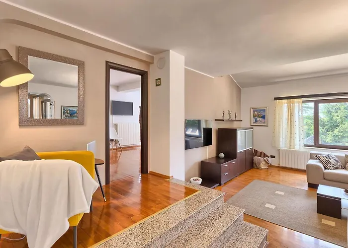 Ines Будинок відпочинку *